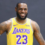 lebron-james-screams-after-he’s-told-he’s-the-‘oldest’-player-in-the-nba:-watch
