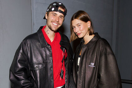 justin-&-hailey-bieber-twin-in-leather-jackets-at-los-angeles-event