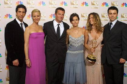 ‘friends’-cast-break-their-silence-over-matthew-perry’s-tragic-death-with-joint-statement
