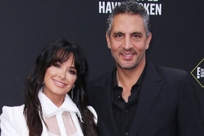 kyle-richards-and-mauricio-umansky-spend-thanksgiving-together-after-separating