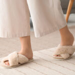 act-fast,-these-fluffy-ugg-slippers-are-46%-off-on-black-friday-&-they-make-a-perfect-christmas-gift