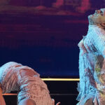 ‘dwts’-recap:-monster-night-ends-with-a-shocking-elimination-&-carrie-ann-inaba-names-a-frontrunner