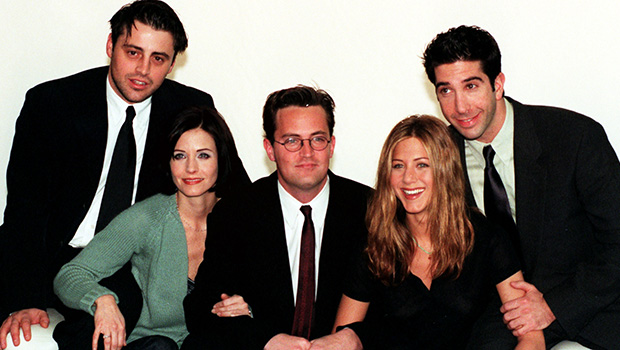 jennifer-aniston-reportedly-among-first-to-arrive-for-matthew-perry’s-heartbreaking-funeral-1-week-after-his-death