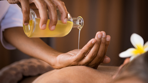this-anti-cellulite-massage-oil-infused-with-collagen-is-currently-59%-off
