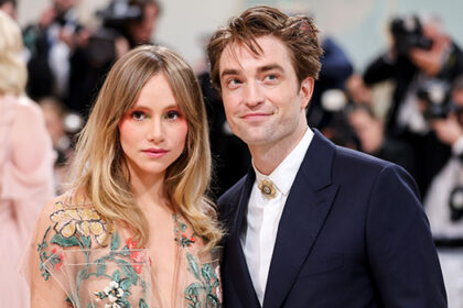 suki-waterhouse-&-robert-pattinson’s-relationship-timeline:-from-dating-to-pregnancy-&-reported-engagement