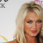 brooke-hogan-reportedly-secretly-married-hockey-player-steven-olesky-over-a-year-ago:-photo
