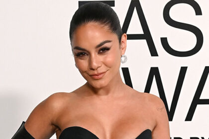 vanessa-hudgens-swears-by-this-skincare-device-for-anti-aging