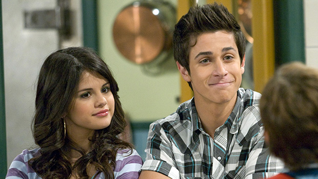 ‘wizards-of-waverly-place’-sequel:-selena-gomez’s-return-&-everything-else-we-know
