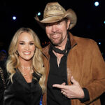 carrie-underwood,-reba-mcentire,-&-more-stars-honor-toby-keith-after-his-death-at-62