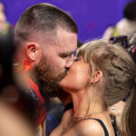 taylor-swift-&-travis-kelce-have-a-date-at-the-zoo-after-he-flies-to-australia-to-be-with-her