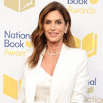 cindy-crawford-uses-this-skincare-product-every-night-to-avoid-wrinkles