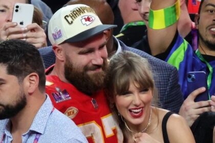 taylor-swift-&-travis-kelce-spotted-on-malibu-date-after-tropical-vacation