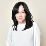 shannen-doherty-reveals-she’s-been-letting-go-of-possessions-amid-cancer-battle:-‘it’s-the-right-thing-to-do’