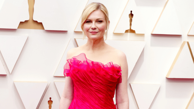 kirsten-dunst-reveals-she’s-open-to-a-‘bring-it-on’-sequel-24-years-after-movie:-‘everyone’s-bringing-back-their-stuff’