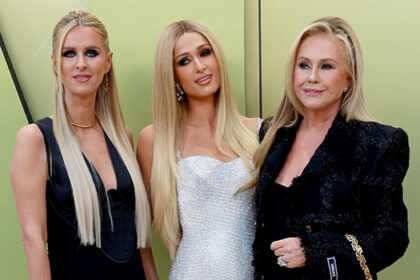 kathy-hilton-reflects-on-watching-daughters-paris-and-nicky-hilton-become-moms-(exclusive-interview)