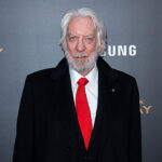 donald-sutherland,-star-of-‘m*a*s*h’-and-‘hunger-games,’-dead-at-88