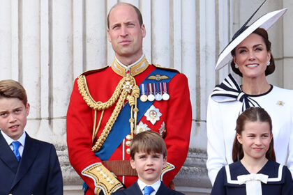 princess-kate-unveils-candid-photo-of-prince-william-&-their-kids-for-his-birthday