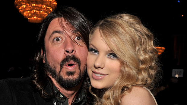 taylor-swift-appears-to-respond-to-dave-grohl’s-‘live’-comment-during-wembley-show:-video