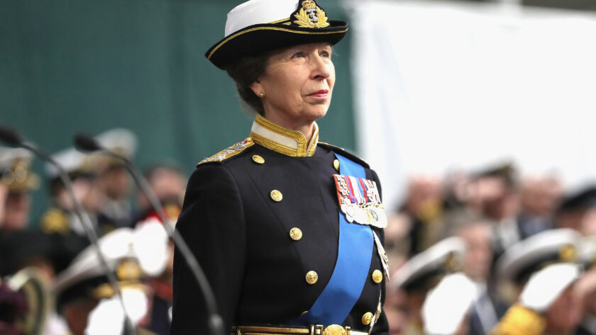 princess-anne,-sister-of-king-charles-iii,-remains-hospitalized-after-horse-‘incident’-injury