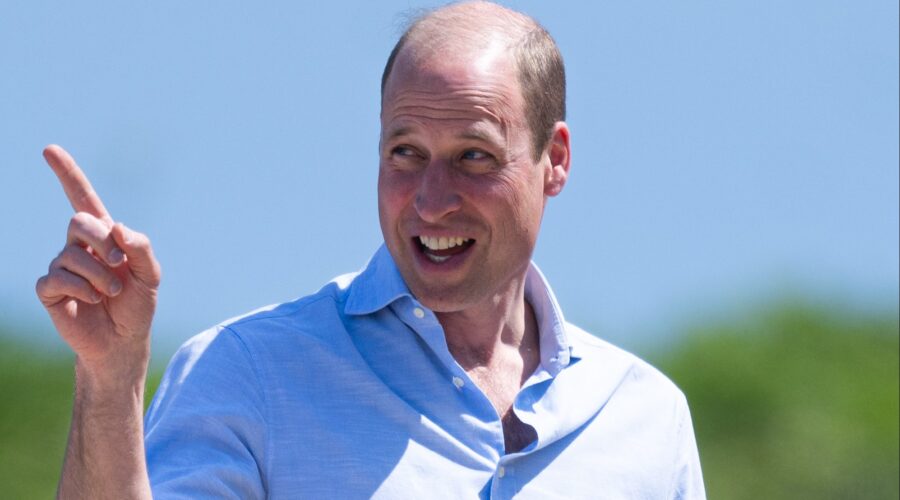 prince-william-praised-by-fans-for-gliding-through-windsor-castle-on-a-scooter:-watch